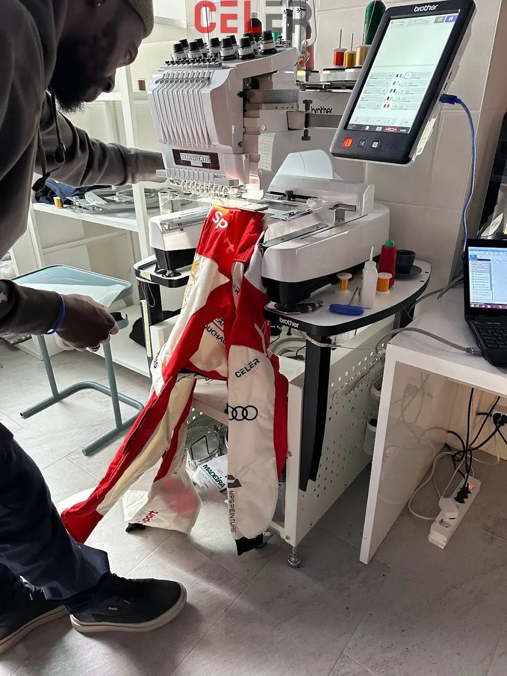 Logo brodé Celer Kart Equipment